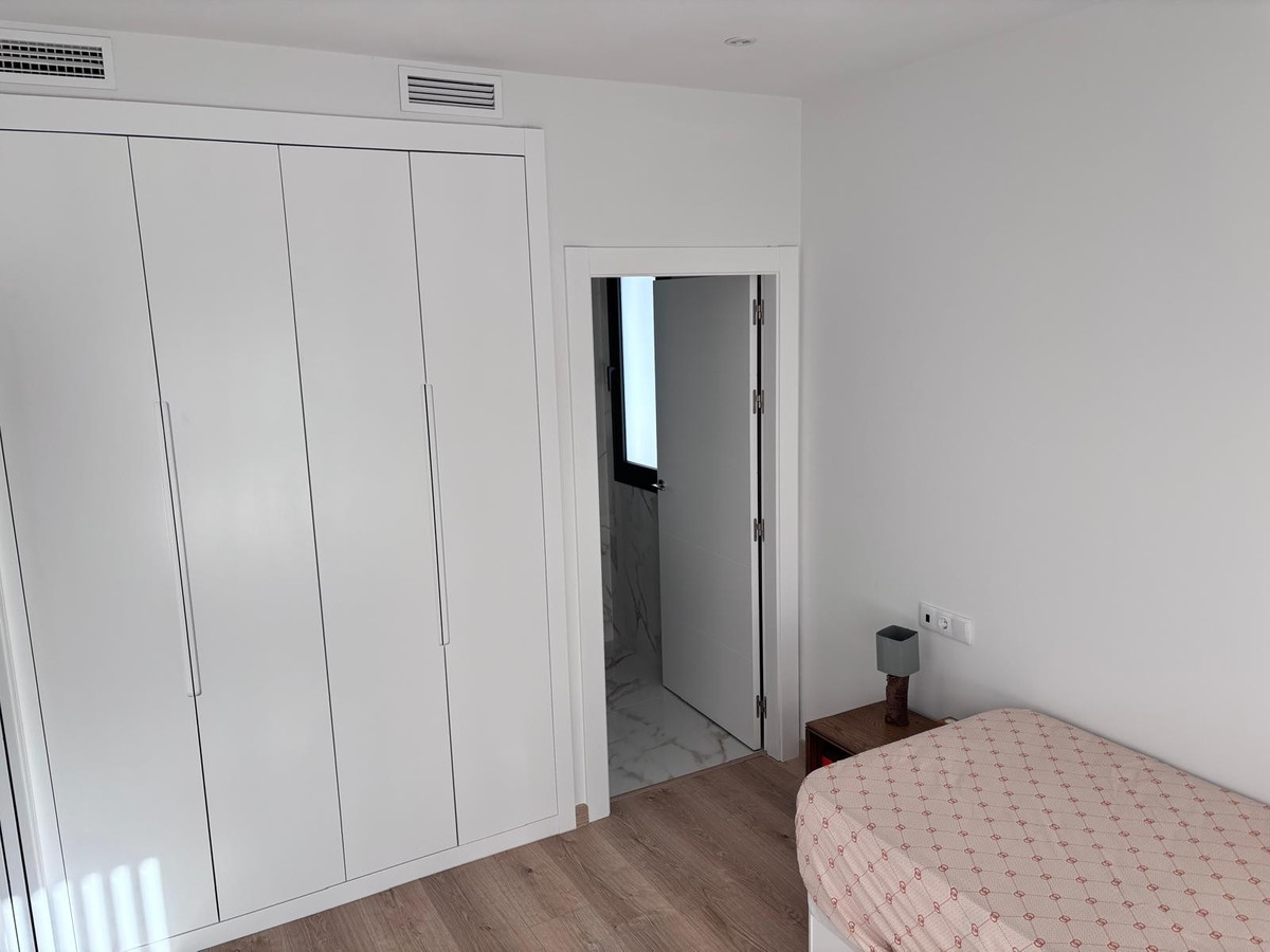 Se vende Pareada de 2 dormitorios en Costa Blanca, Alicante, España