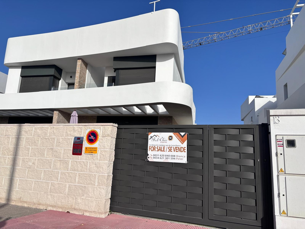 Se vende Pareada de 2 dormitorios en Costa Blanca, Alicante, España