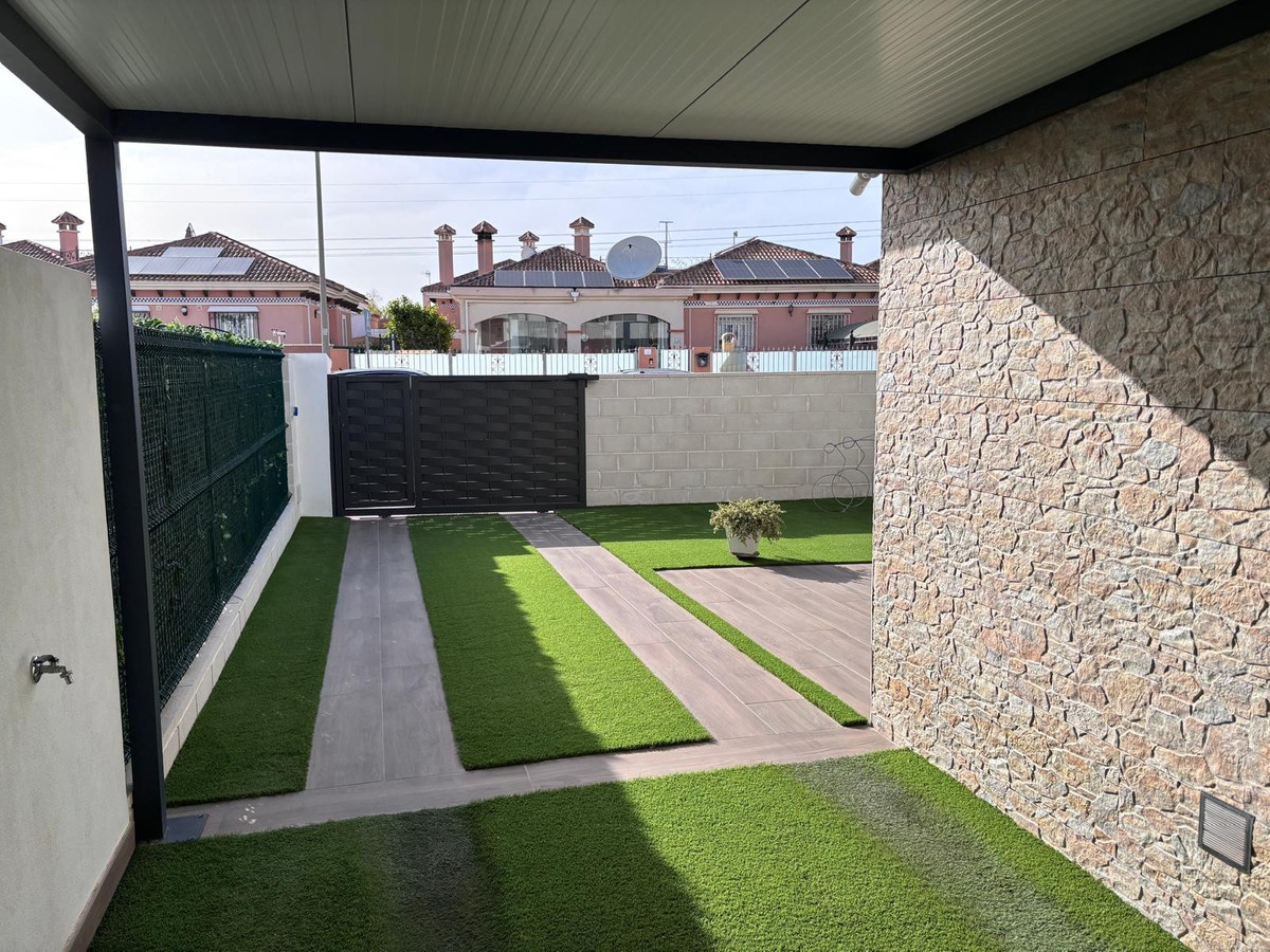 Se vende Pareada de 2 dormitorios en Costa Blanca, Alicante, España