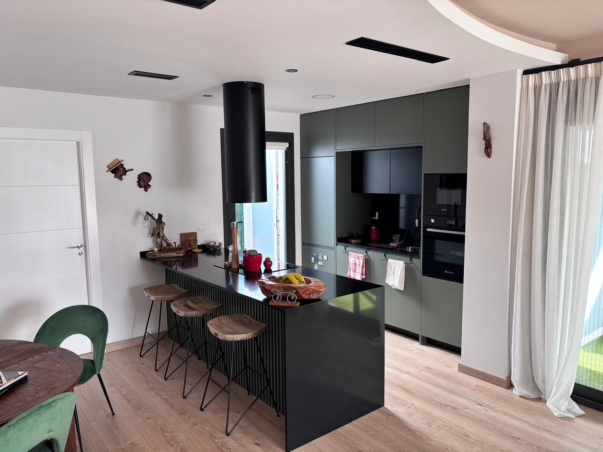Se vende Pareada de 2 dormitorios en Costa Blanca, Alicante, España