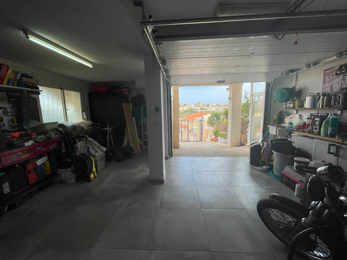 Se vende Villa - Chalet de 3 dormitorios en Costa Blanca, Alicante, España
