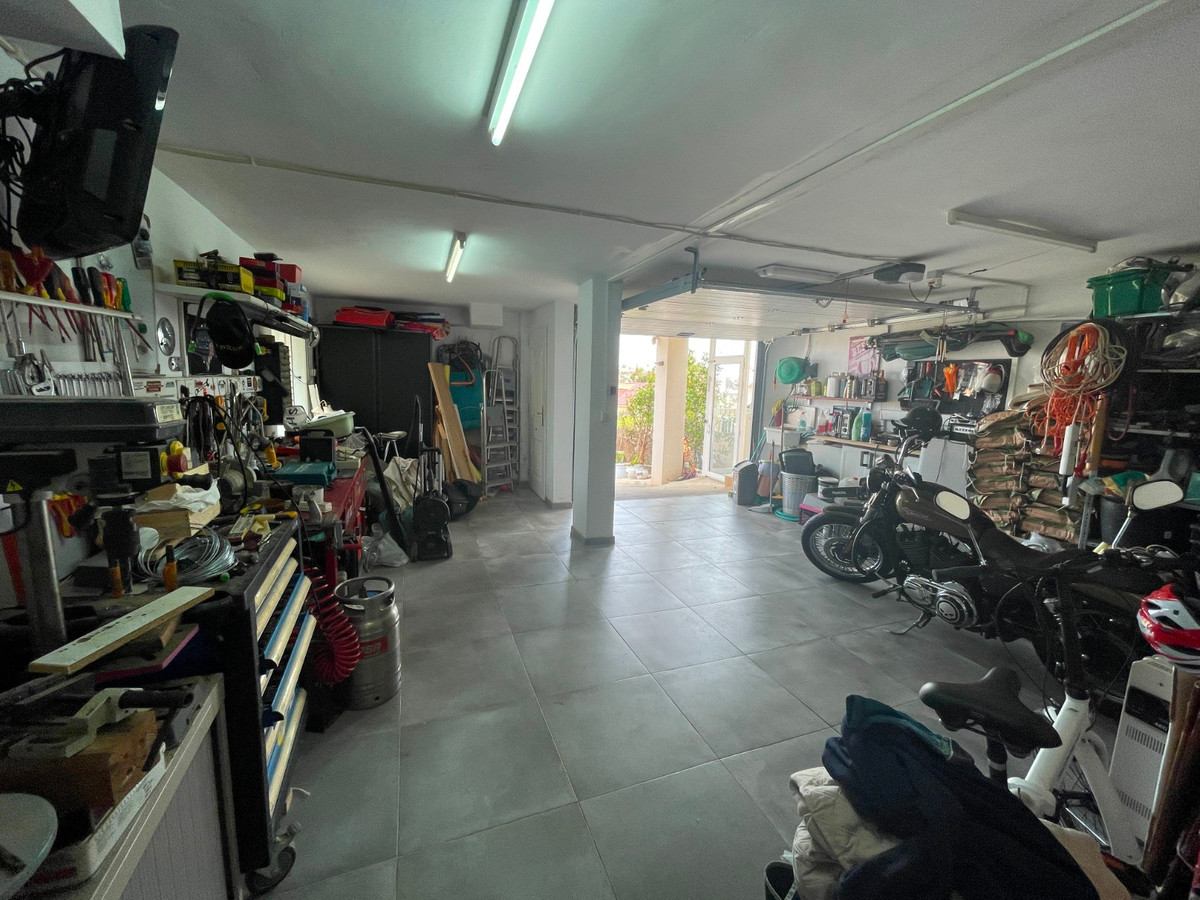 Se vende Villa - Chalet de 3 dormitorios en Costa Blanca, Alicante, España