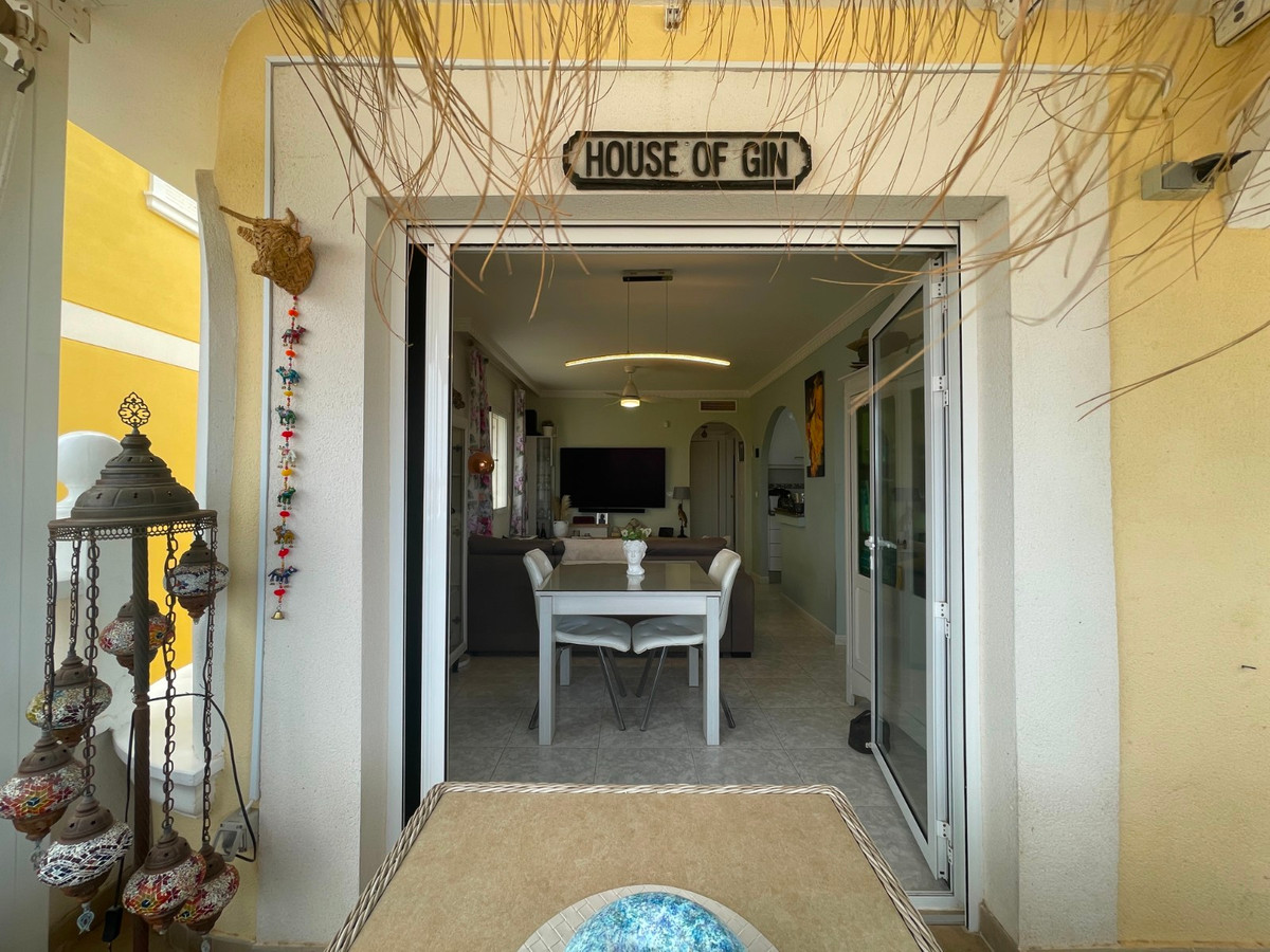 Se vende Villa - Chalet de 3 dormitorios en Costa Blanca, Alicante, España