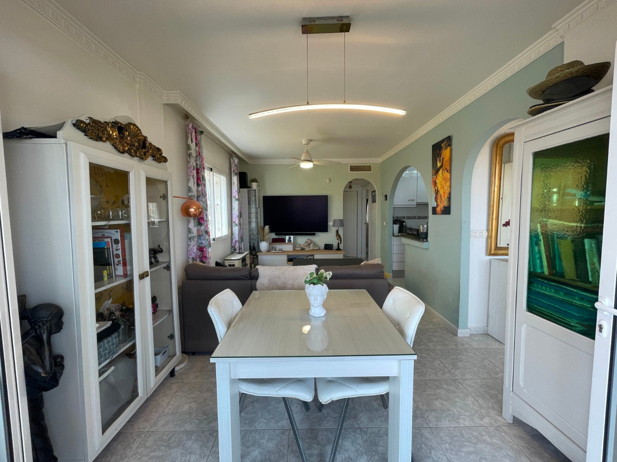 Se vende Villa - Chalet de 3 dormitorios en Costa Blanca, Alicante, España