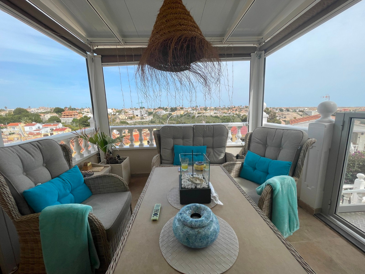 Se vende Villa - Chalet de 3 dormitorios en Costa Blanca, Alicante, España