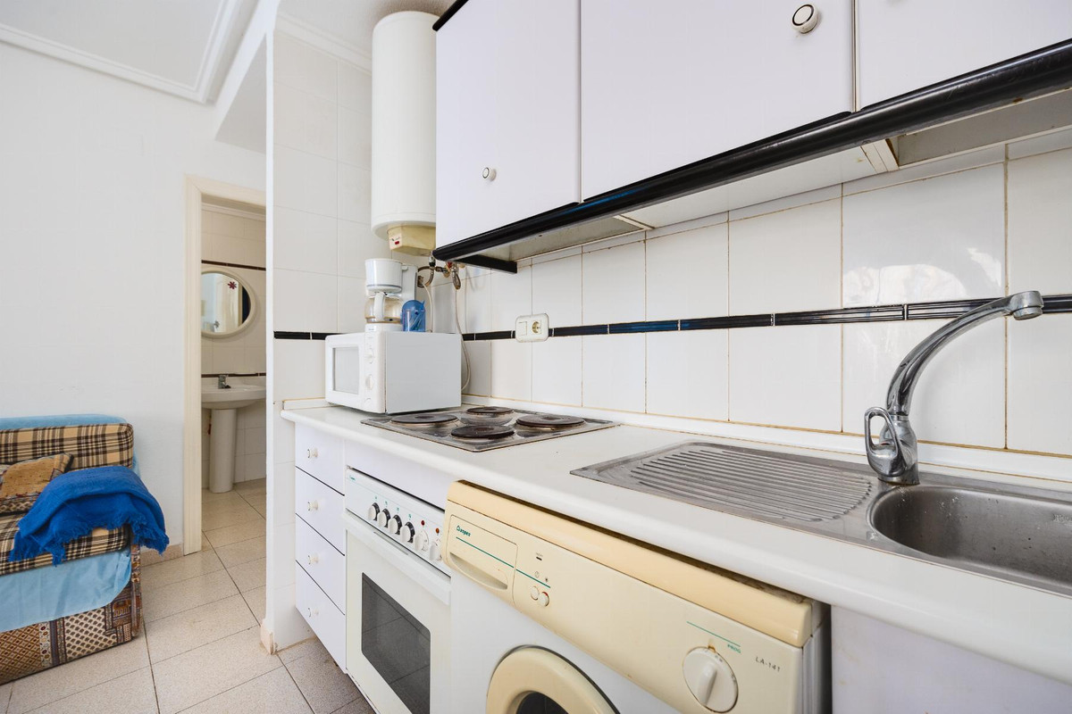 Se vende Apartamento Planta Media de 1 dormitorios en Costa Blanca, Alicante, España