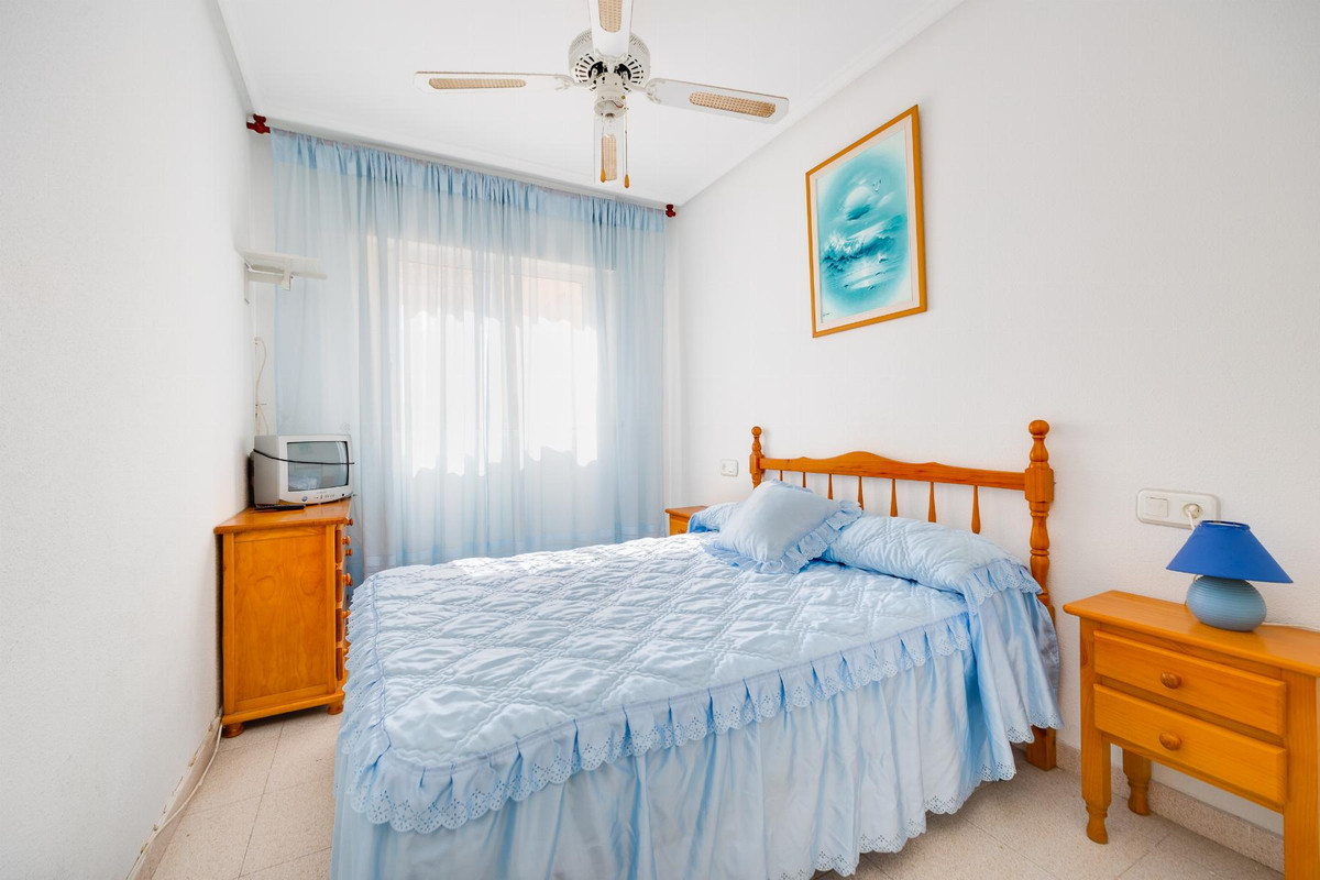 Se vende Apartamento Planta Media de 1 dormitorios en Costa Blanca, Alicante, España