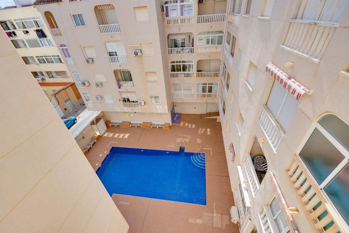 Se vende Apartamento Planta Media de 1 dormitorios en Costa Blanca, Alicante, España