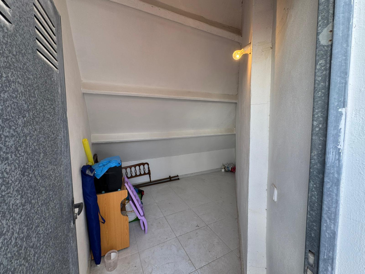 Se vende Apartamento Planta Media de 1 dormitorios en Costa Blanca, Alicante, España