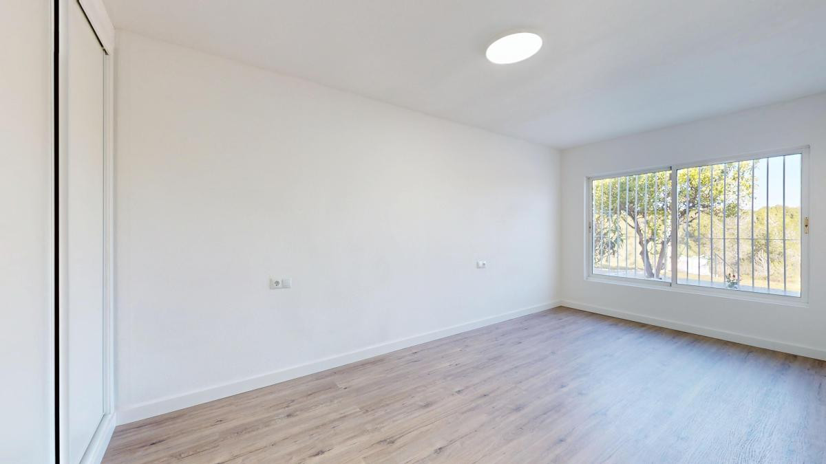 Se vende Apartamento Planta Baja de 2 dormitorios en Costa Blanca, Alicante, España