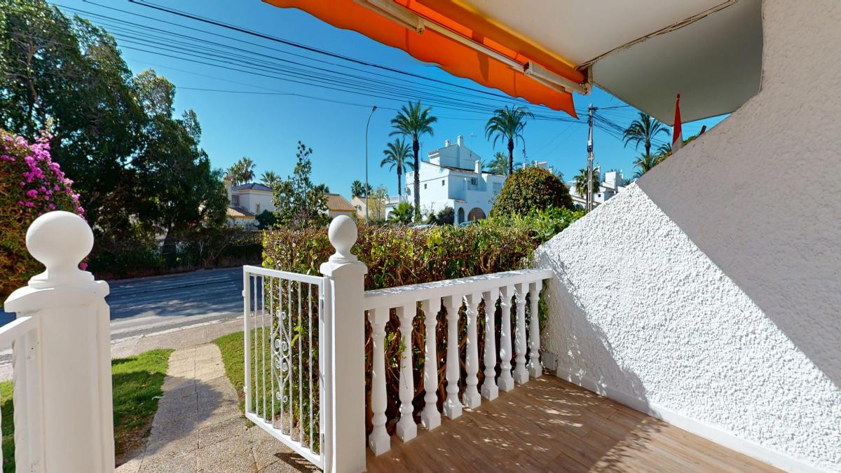 Se vende Apartamento Planta Baja de 2 dormitorios en Costa Blanca, Alicante, España