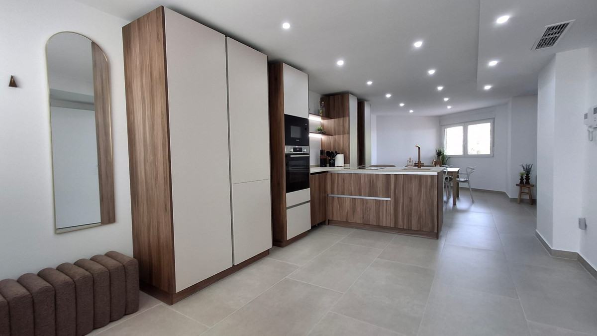 Se vende Apartamento Planta Media de 2 dormitorios en Costa Blanca, Alicante, España