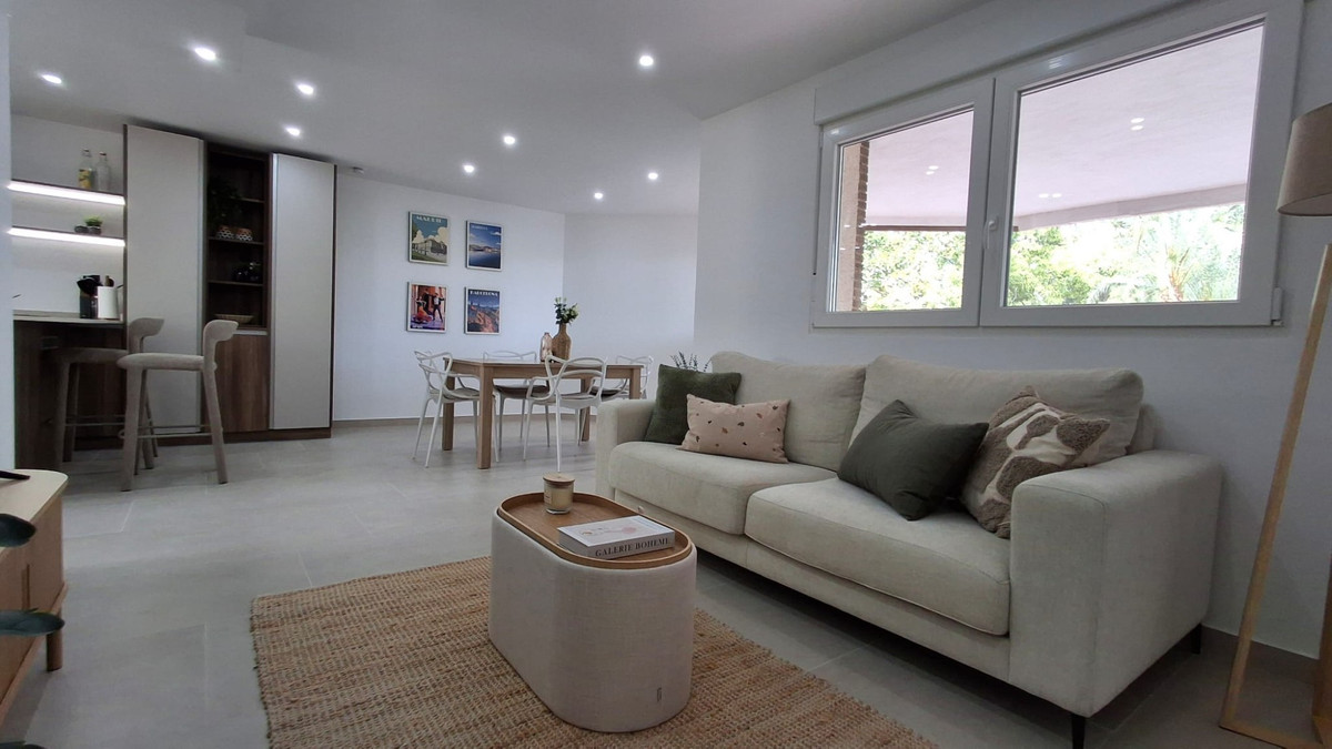 Se vende Apartamento Planta Media de 2 dormitorios en Costa Blanca, Alicante, España