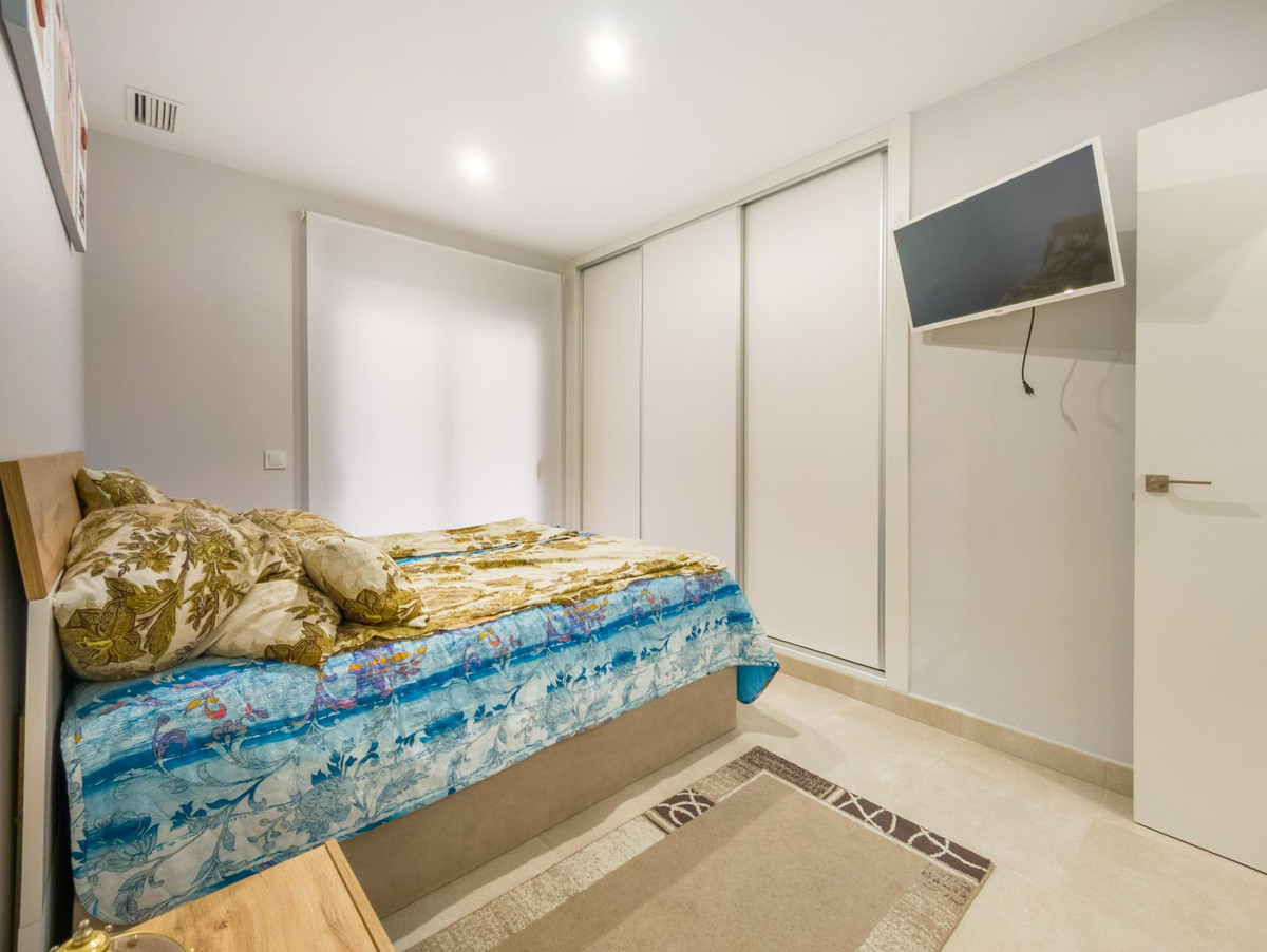 Se vende Apartamento Planta Media de 2 dormitorios en Costa Blanca, Alicante, España