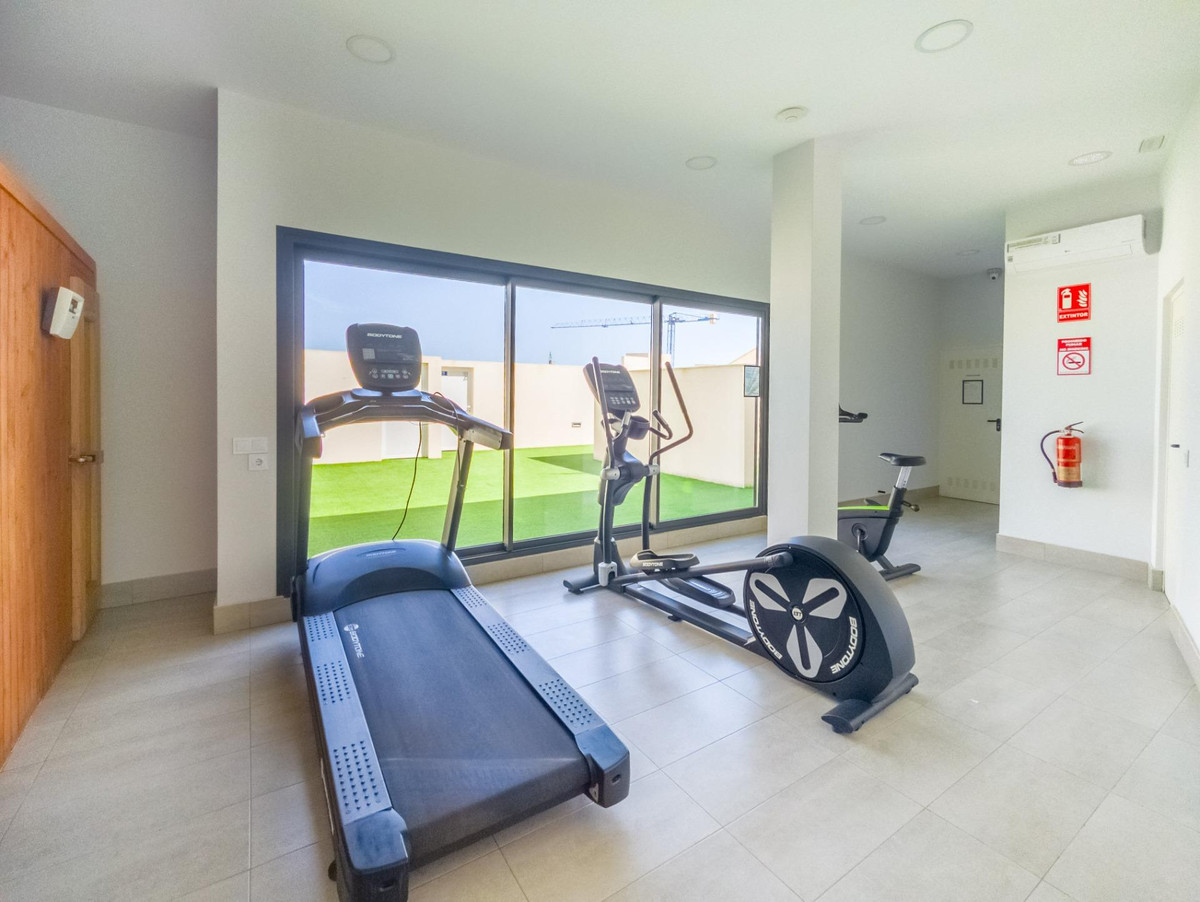 Se vende Apartamento Planta Media de 2 dormitorios en Costa Blanca, Alicante, España