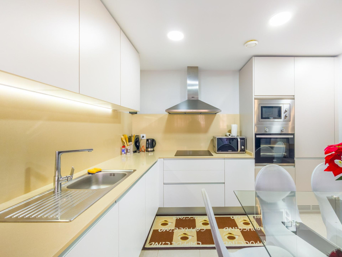Se vende Apartamento Planta Media de 2 dormitorios en Costa Blanca, Alicante, España