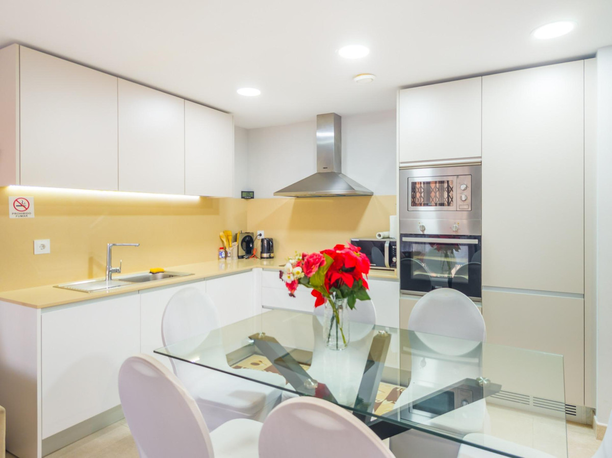 Se vende Apartamento Planta Media de 2 dormitorios en Costa Blanca, Alicante, España