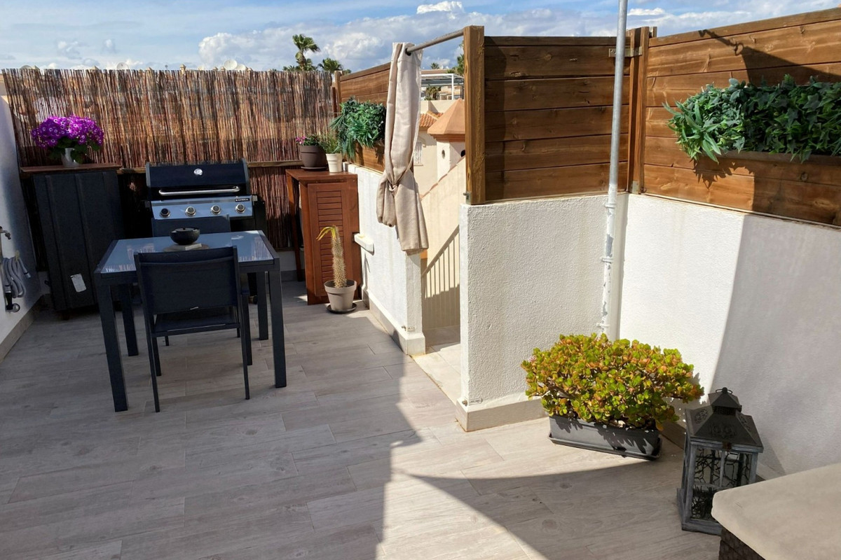 2 Bed Apartment for sale in Dona Pepa Costa Blanca, Alicante, Spain