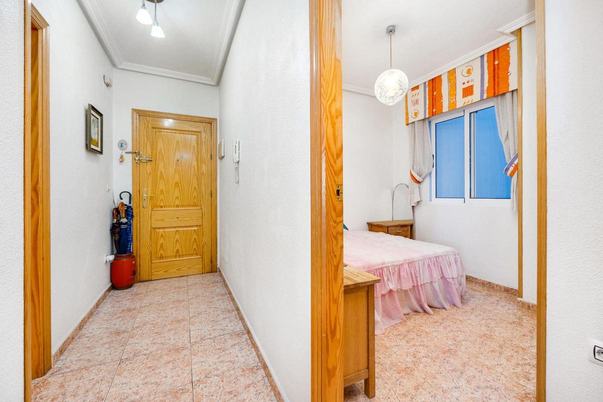 Se vende Apartamento Planta Media de 3 dormitorios en Costa Blanca, Alicante, España