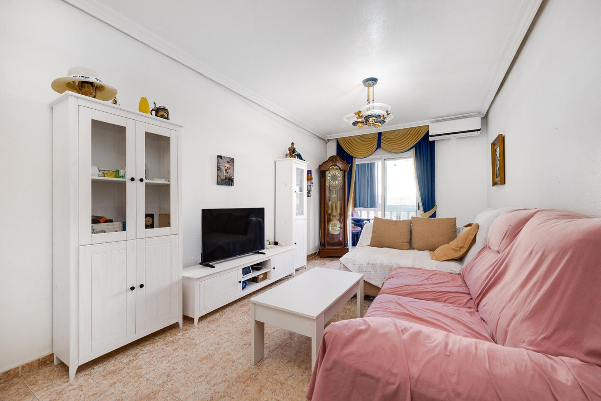 Se vende Apartamento Planta Media de 3 dormitorios en Costa Blanca, Alicante, España