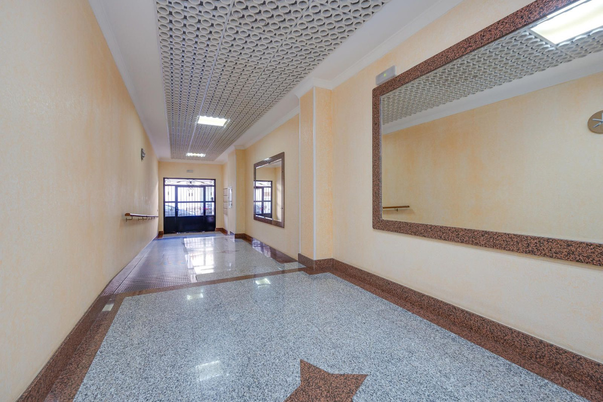 Se vende Apartamento Planta Media de 3 dormitorios en Costa Blanca, Alicante, España