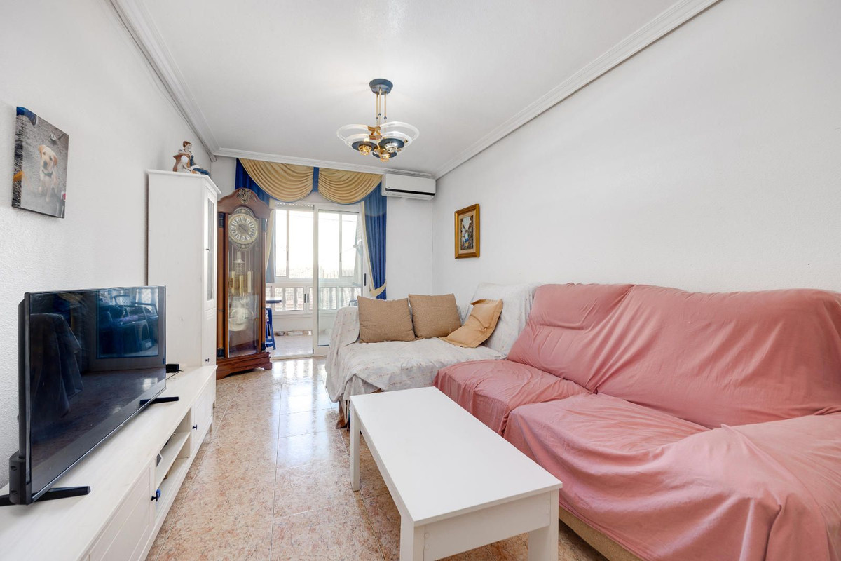 Se vende Apartamento Planta Media de 3 dormitorios en Costa Blanca, Alicante, España