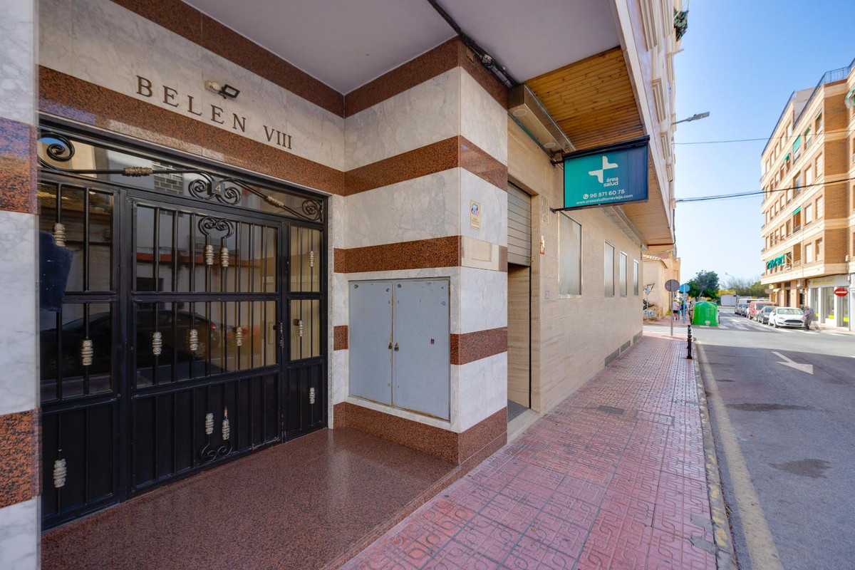 Se vende Apartamento Planta Media de 3 dormitorios en Costa Blanca, Alicante, España