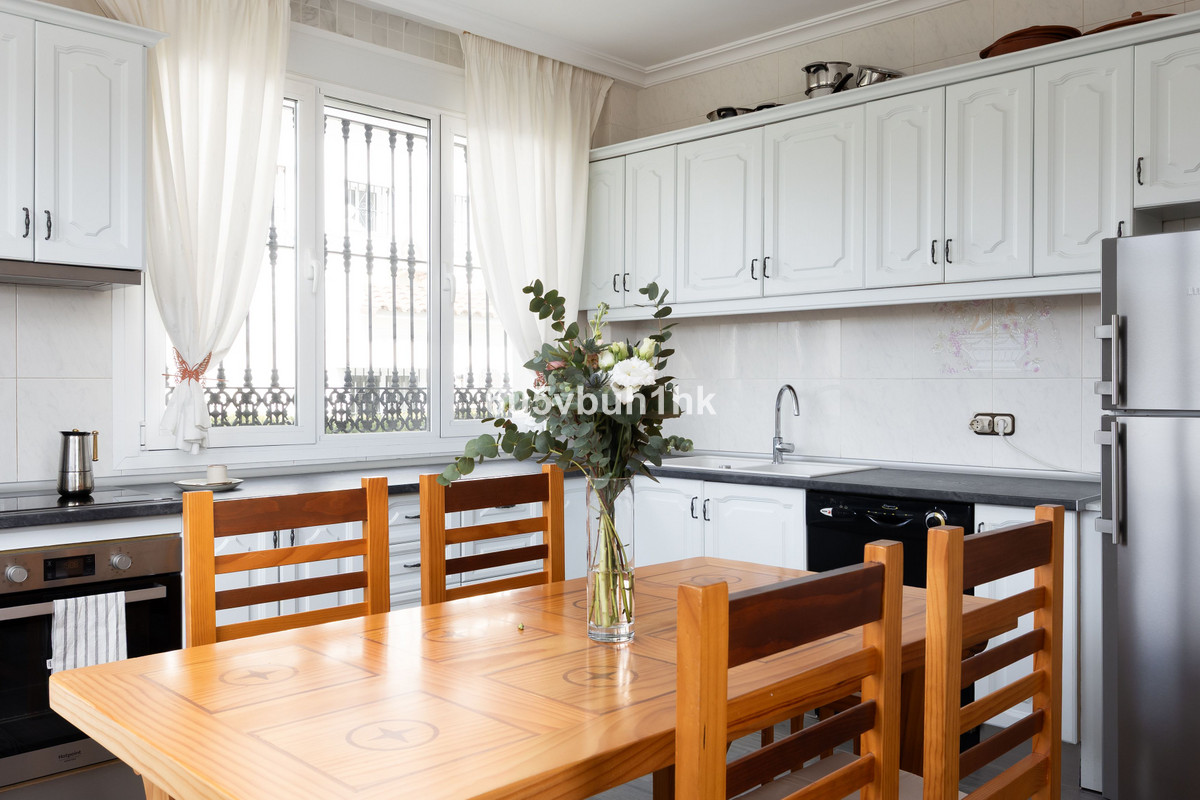 4 Bed Townhouse for sale in Marbella Costa Del Sol, Málaga, Spain
