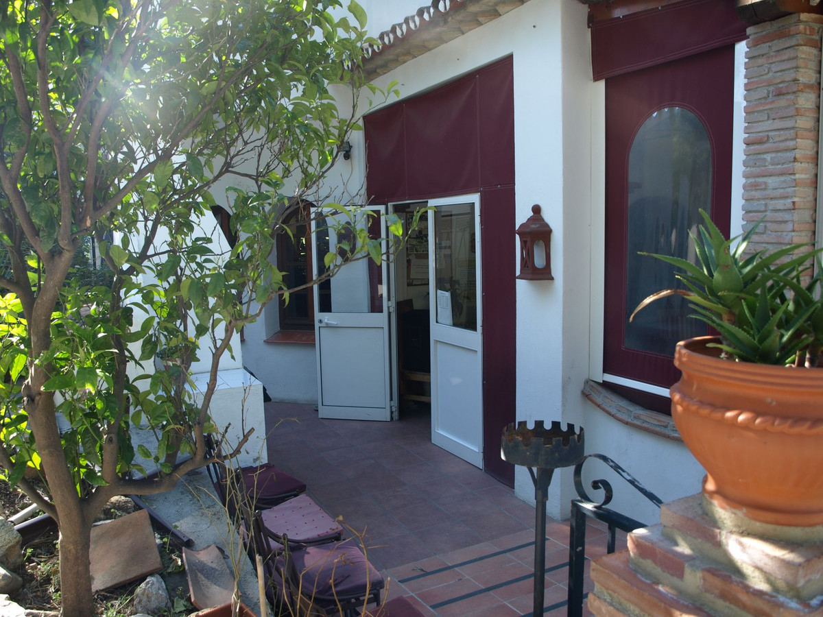3 Bed Commercial unit for sale in Mijas Costa Del Sol, Málaga, Spain
