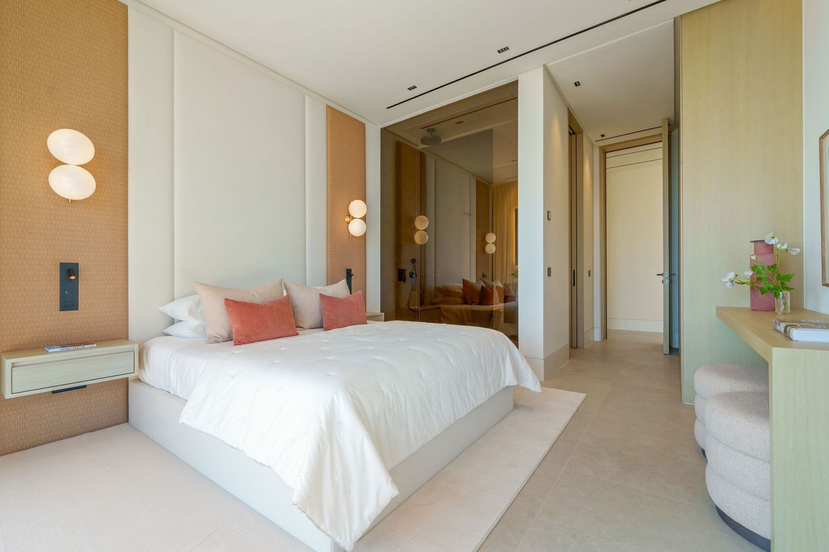 Se vende Villa - Chalet de 8 dormitorios en Costa Del Sol, Málaga, España