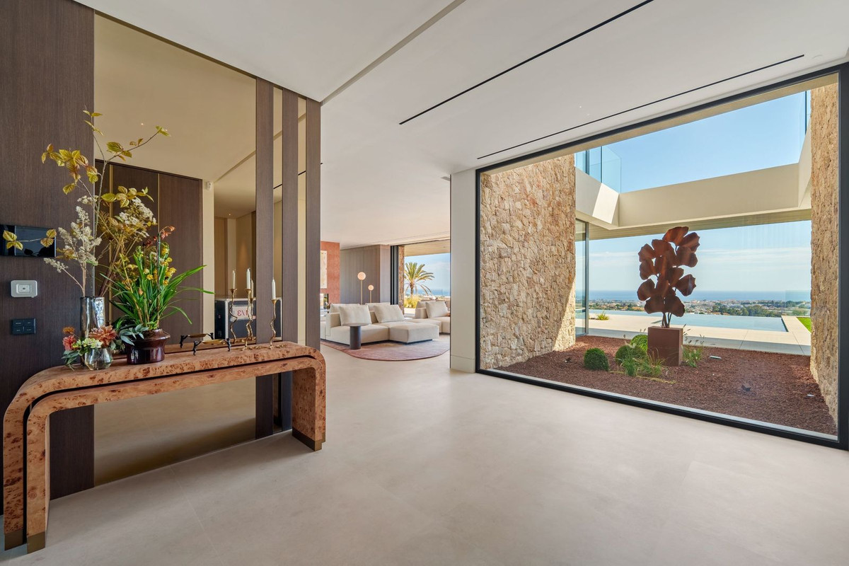 Se vende Villa - Chalet de 8 dormitorios en Costa Del Sol, Málaga, España