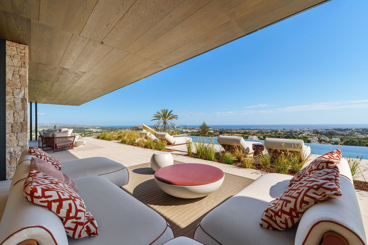 Se vende Villa - Chalet de 8 dormitorios en Costa Del Sol, Málaga, España