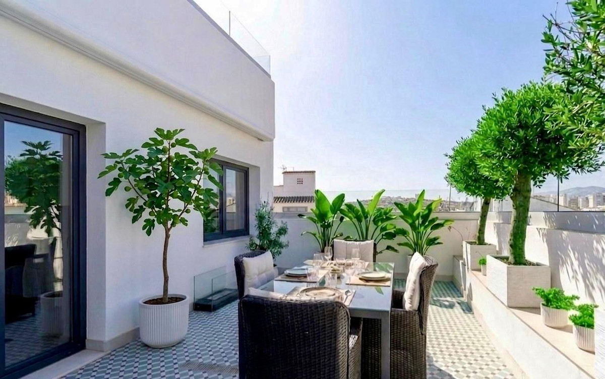 4 Bed Townhouse for sale in Estepona Costa Del Sol, Málaga, Spain