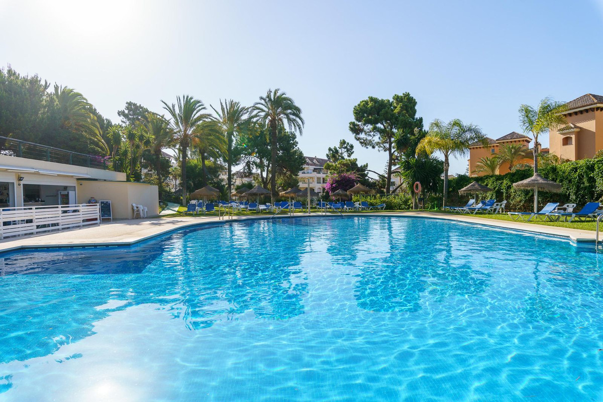Se vende Apartamento Planta Media de 1 dormitorios en Costa Del Sol, Málaga, España