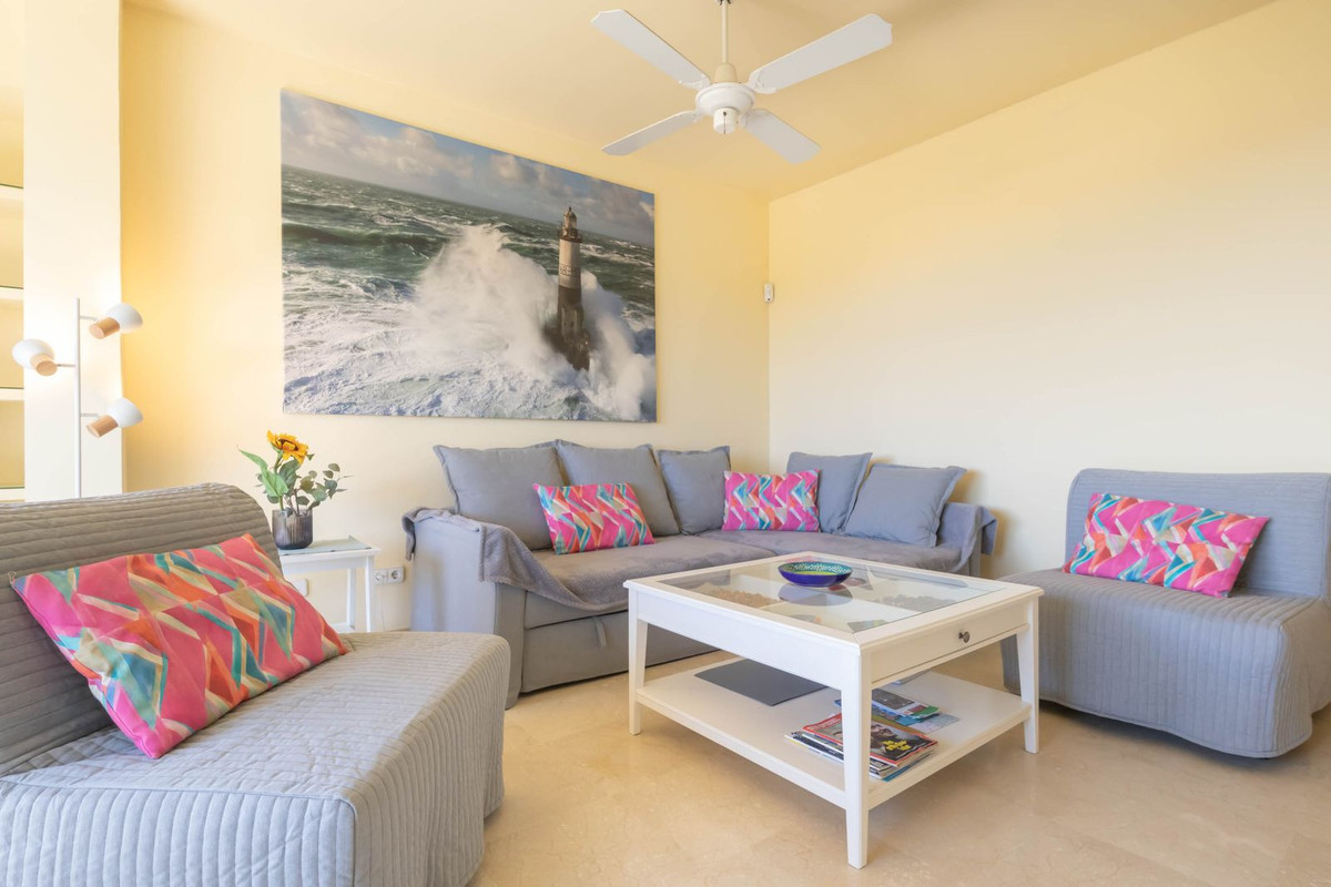 Se vende Apartamento Planta Media de 1 dormitorios en Costa Del Sol, Málaga, España