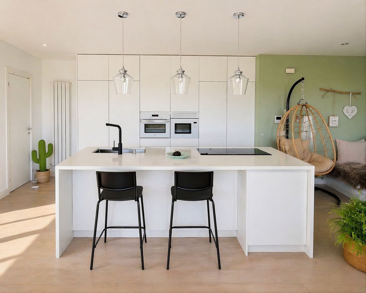 3 Bed Townhouse for sale in Manilva Costa Del Sol, Málaga, Spain