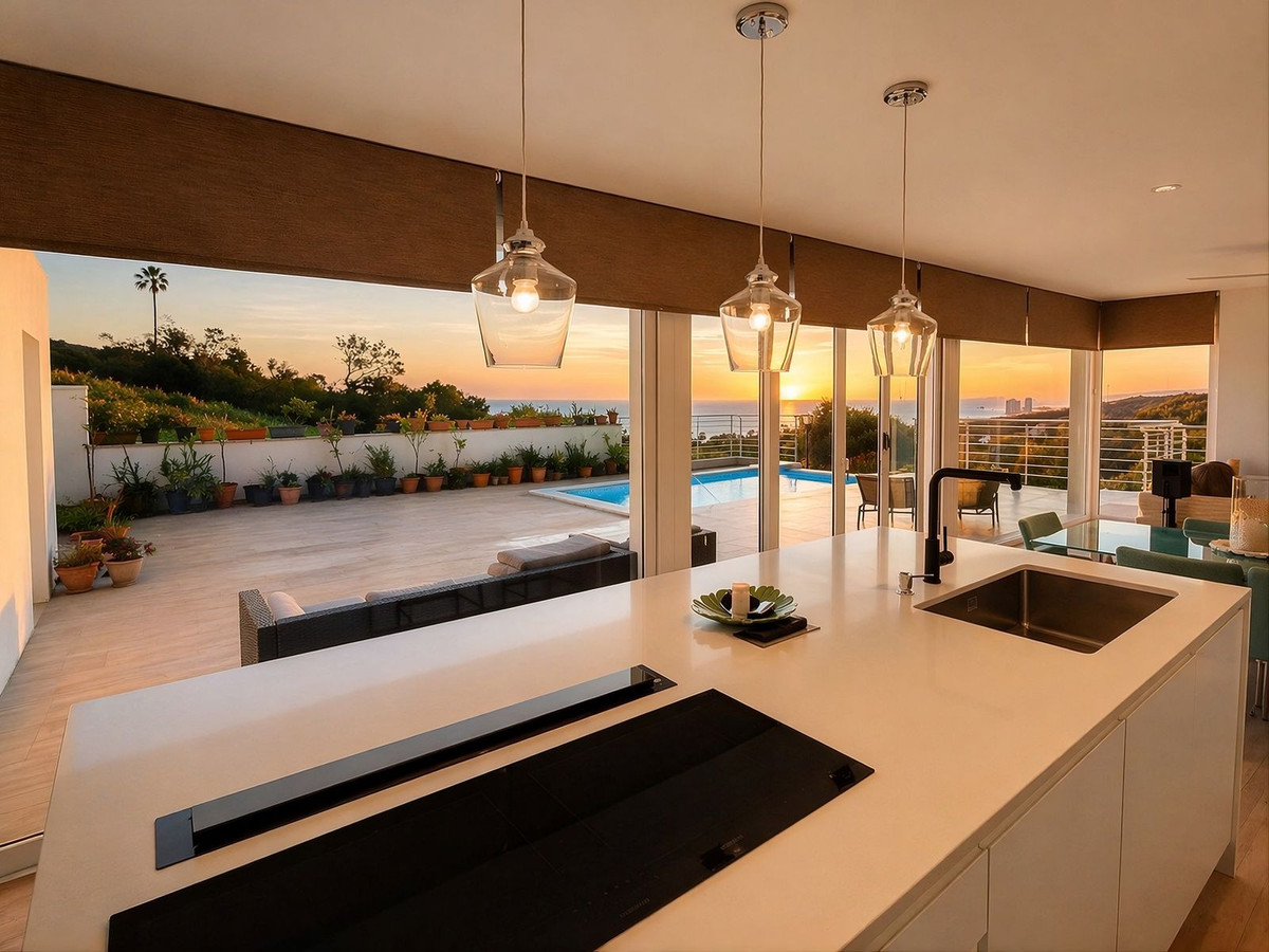 3 Bed Townhouse for sale in Manilva Costa Del Sol, Málaga, Spain