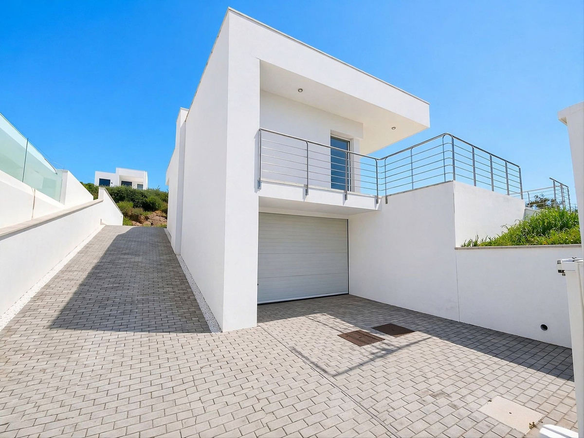 3 Bed Townhouse for sale in Manilva Costa Del Sol, Málaga, Spain