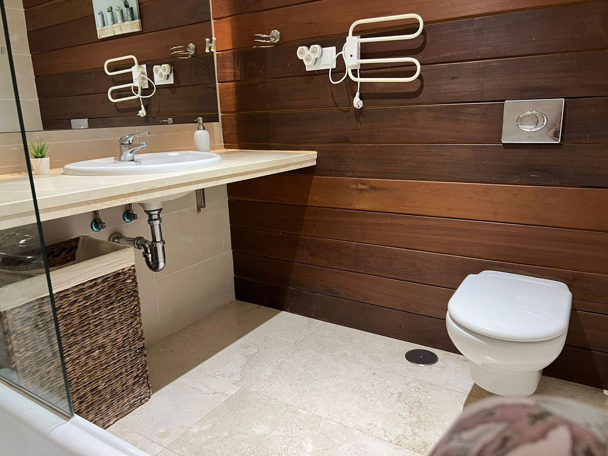 Se vende Apartamento Planta Media de 3 dormitorios en Costa Del Sol, Málaga, España