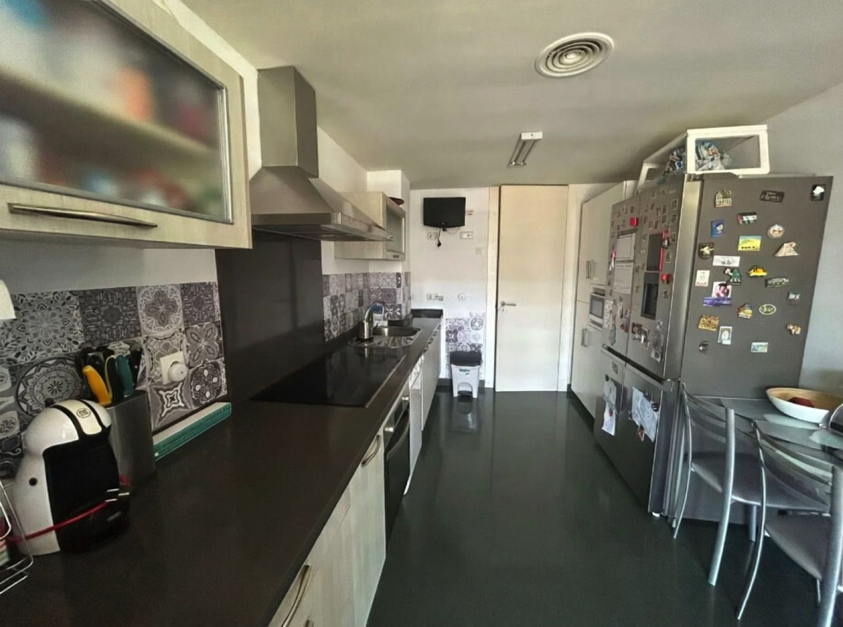 Se vende Apartamento Planta Media de 3 dormitorios en Costa Del Sol, Málaga, España