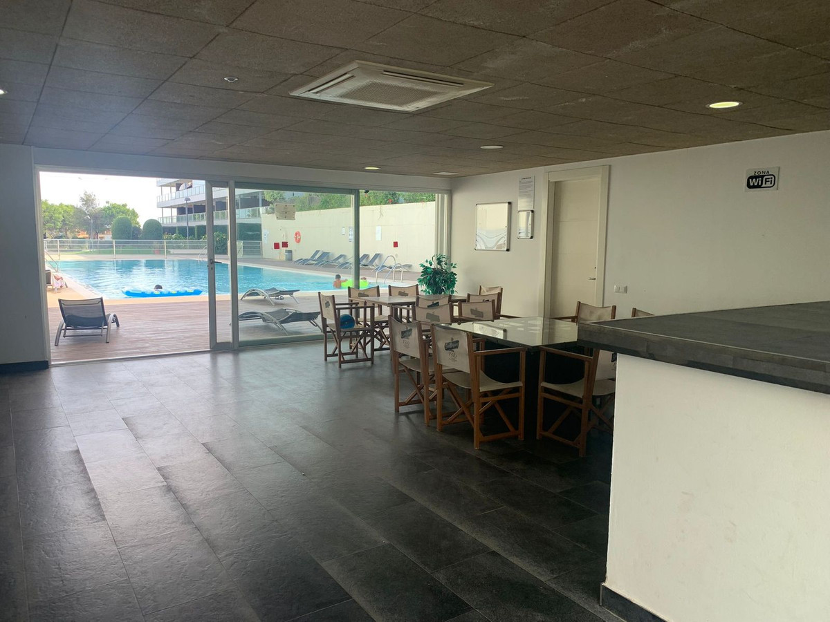 Se vende Apartamento Planta Media de 3 dormitorios en Costa Del Sol, Málaga, España