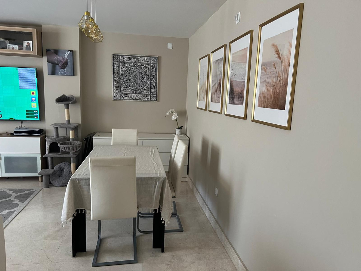 Se vende Apartamento Planta Media de 3 dormitorios en Costa Del Sol, Málaga, España