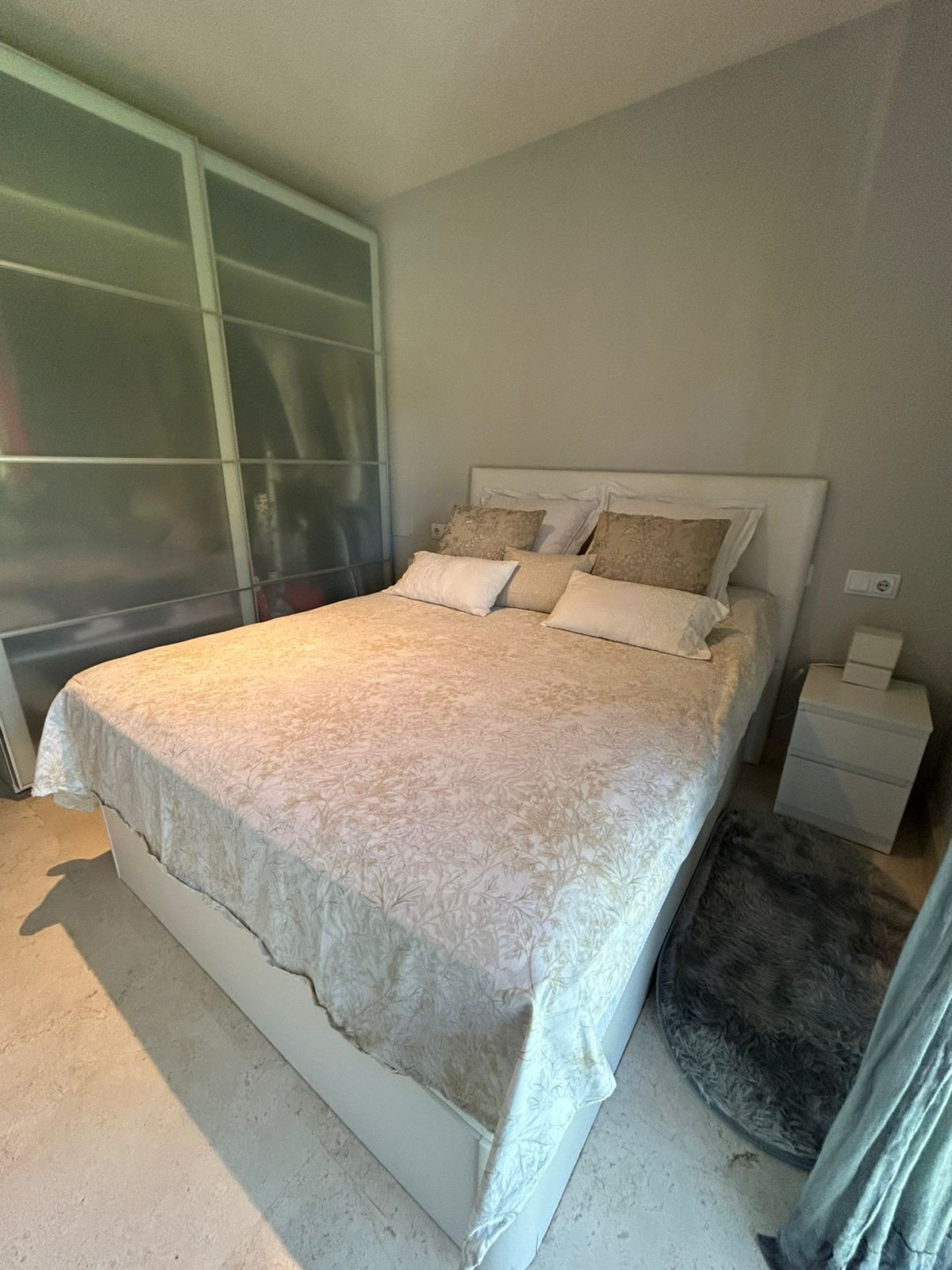 Se vende Apartamento Planta Media de 3 dormitorios en Costa Del Sol, Málaga, España