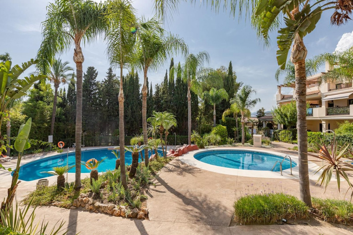 1 Bed Apartment for sale in Marbella Costa Del Sol, Málaga, Spain