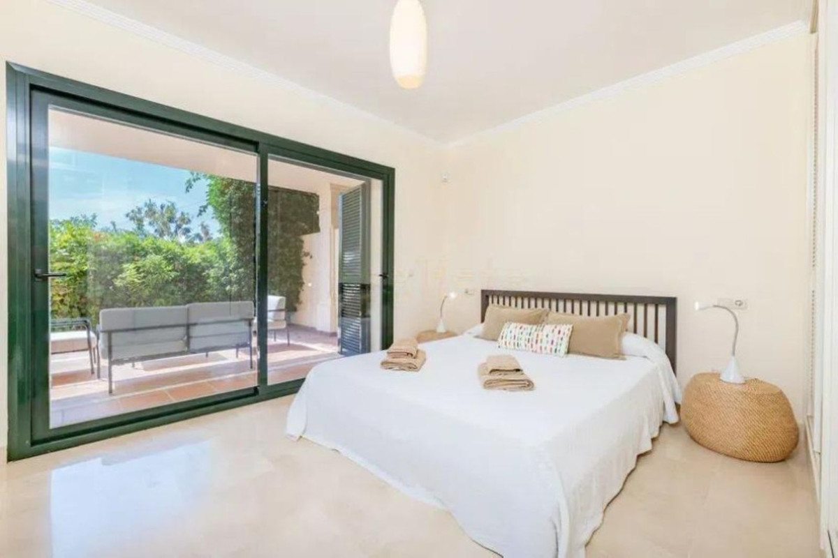 1 Bed Apartment for sale in Marbella Costa Del Sol, Málaga, Spain