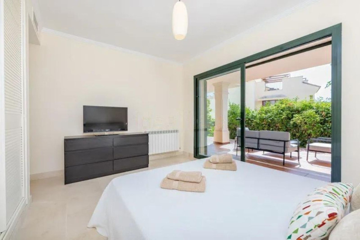 1 Bed Apartment for sale in Marbella Costa Del Sol, Málaga, Spain