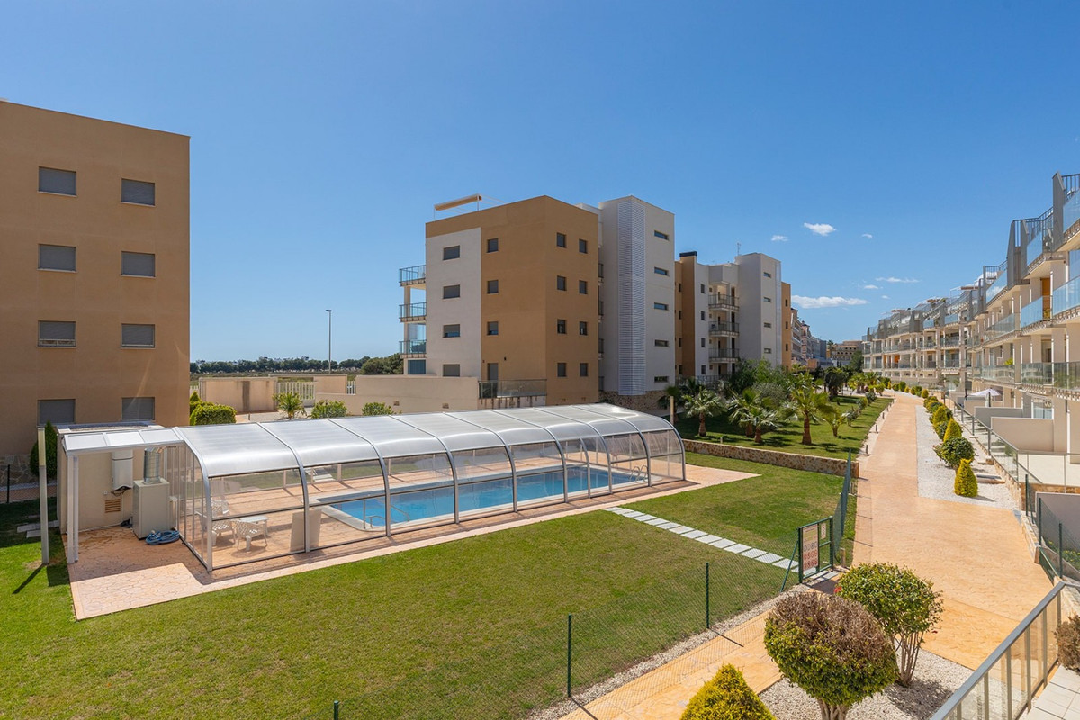Se vende Apartamento Planta Media de 2 dormitorios en Costa Blanca, Alicante, España