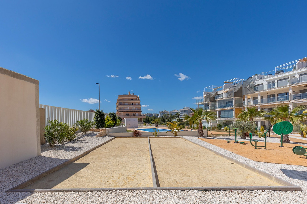 Se vende Apartamento Planta Media de 2 dormitorios en Costa Blanca, Alicante, España