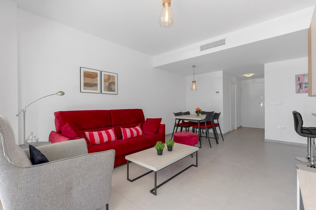 Se vende Apartamento Planta Media de 2 dormitorios en Costa Blanca, Alicante, España