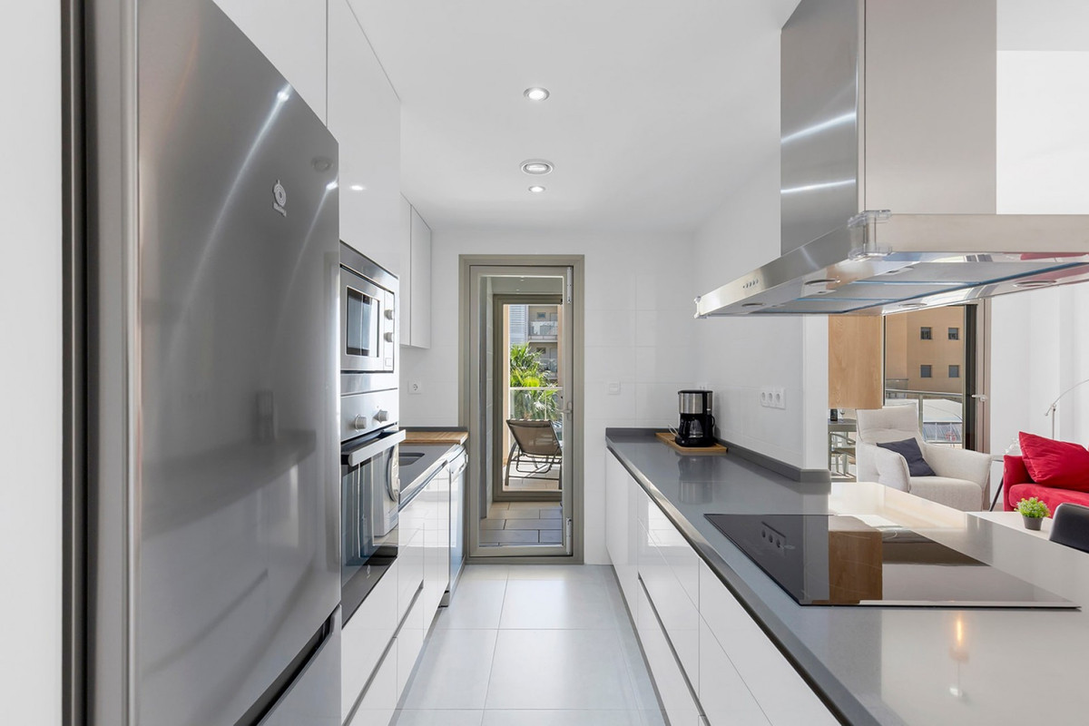 Se vende Apartamento Planta Media de 2 dormitorios en Costa Blanca, Alicante, España